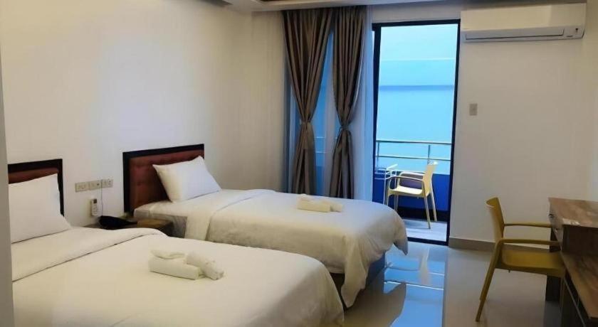 זמבואנגה Hotel Primera מראה חיצוני תמונה